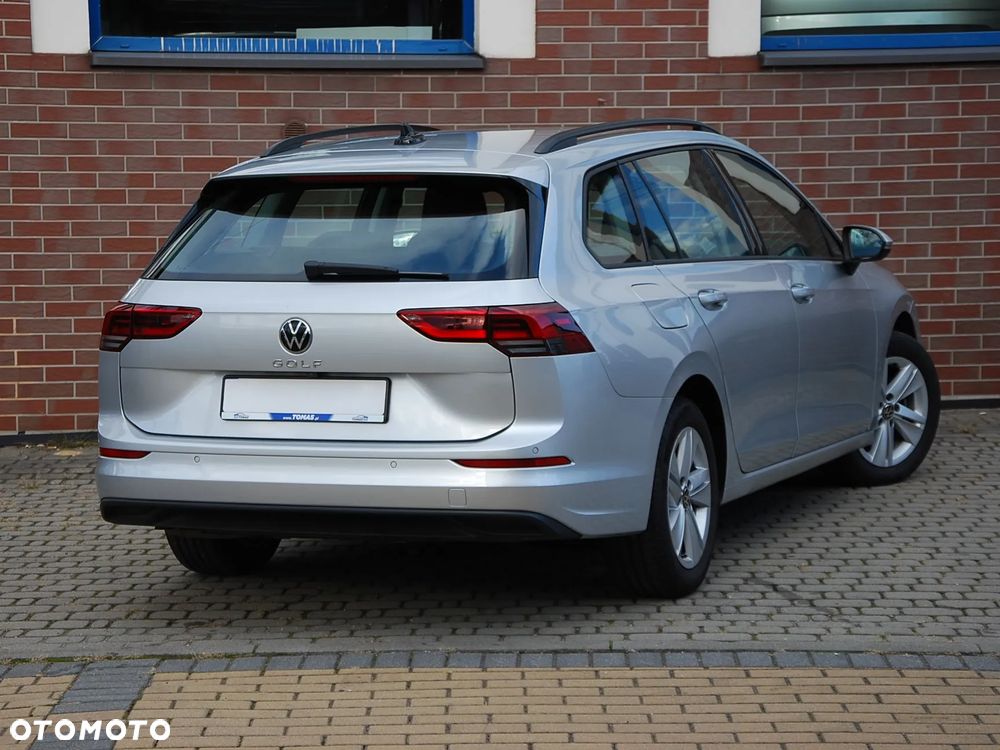 Volkswagen Golf - 23