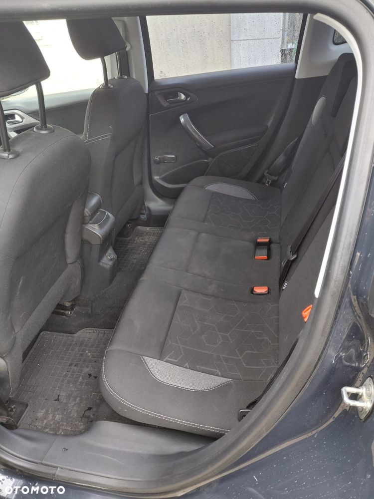 Peugeot 2008 1.2 Pure Tech Access EU6 - 9