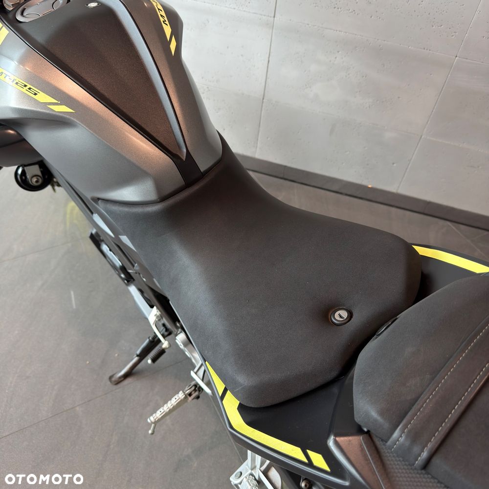 Yamaha MT - 13