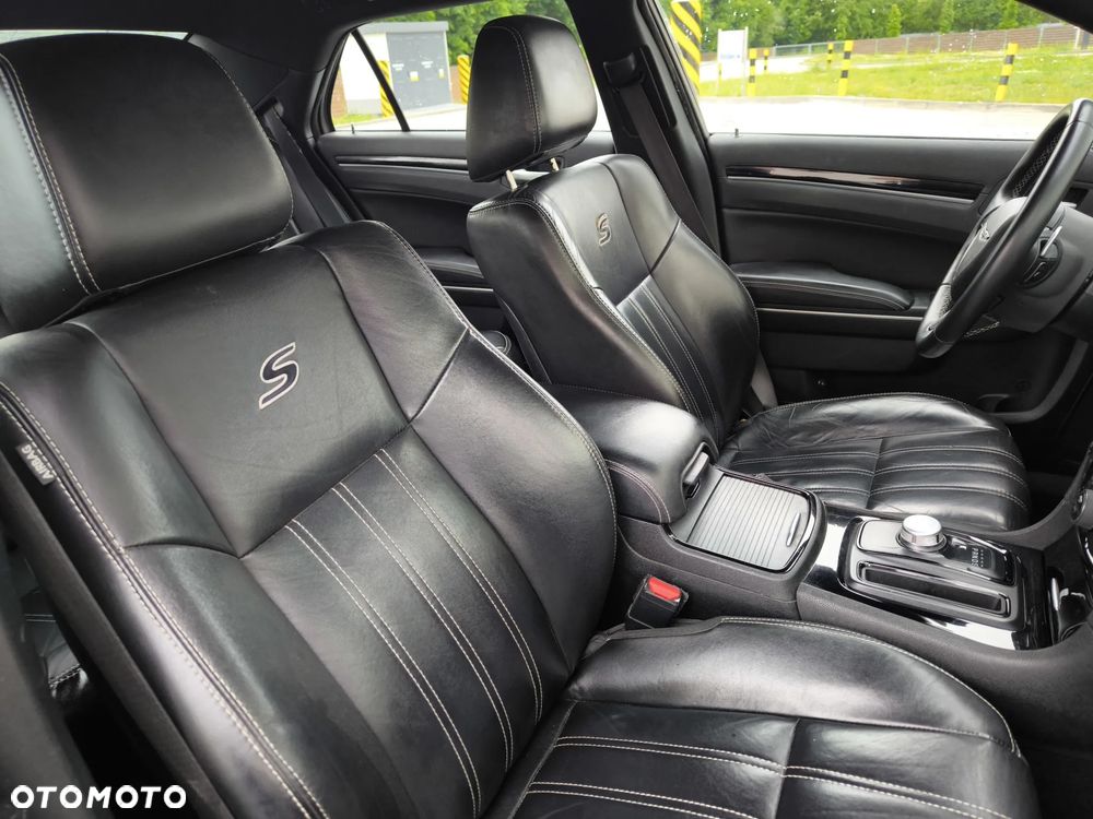 Chrysler 300 - 12