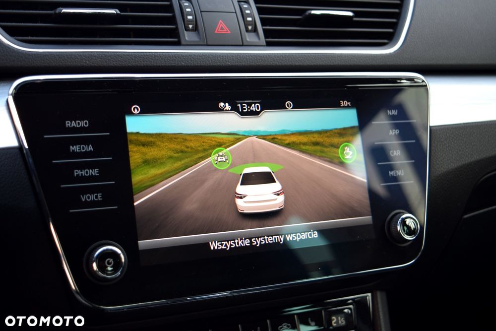 Skoda Superb 1.5 TSI Sportline DSG - 23