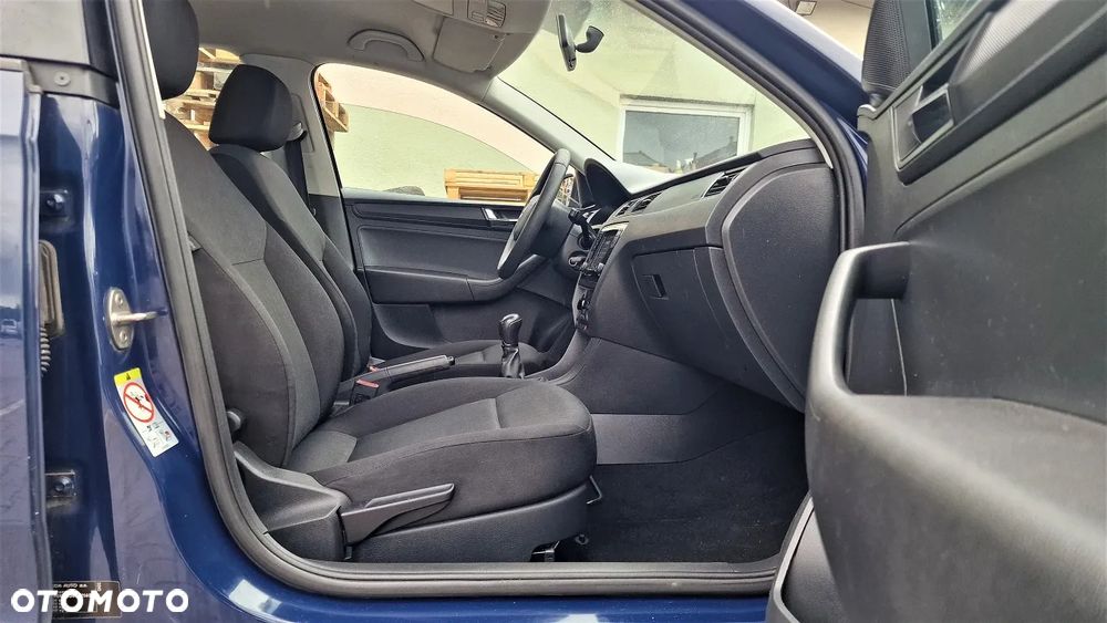 Skoda RAPID 1.0 TSI Ambition - 10