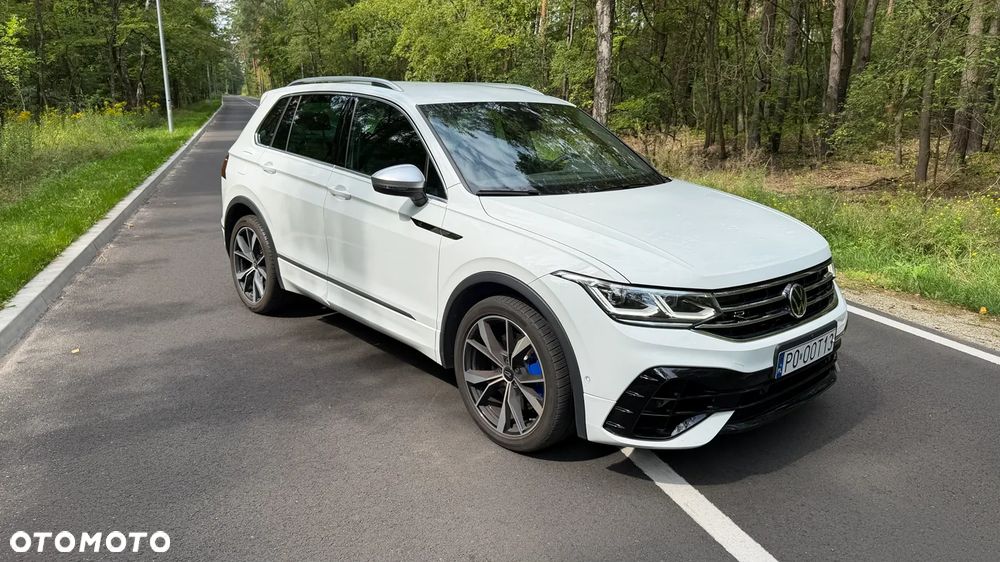 Volkswagen Tiguan - 1