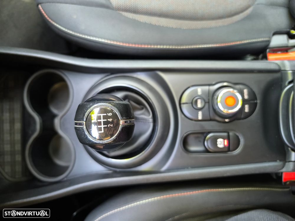 MINI Clubman One D - 15