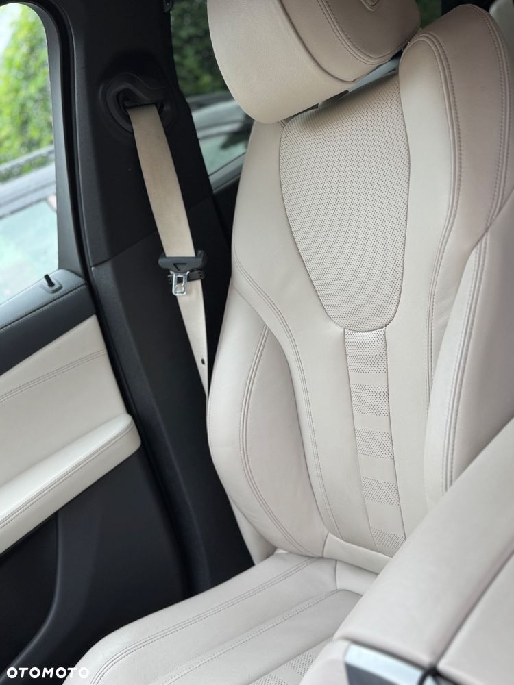 BMW X6 xDrive30d mHEV - 16