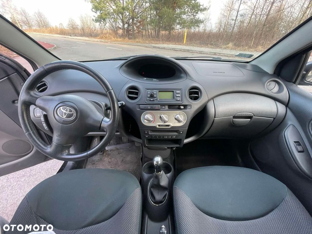 Toyota Yaris 1.4 D-4D - 7