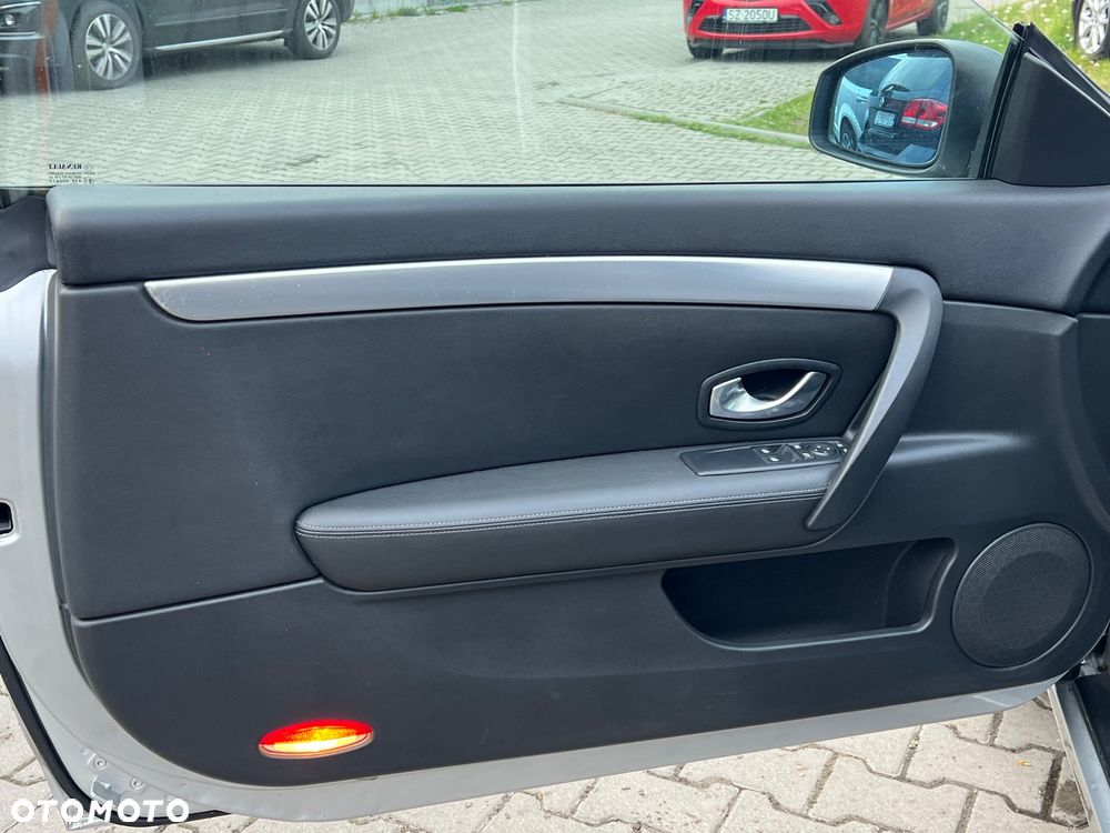Renault Laguna 2.0 dCi FAP Dynamique - 36