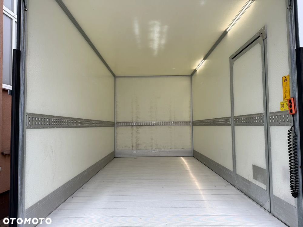 Renault Master Izoterma Winda - 15