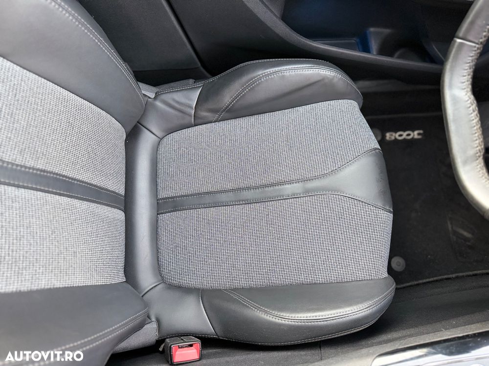 Peugeot 3008 PureTech 130 Stop & Start GPF Active Pack - 14