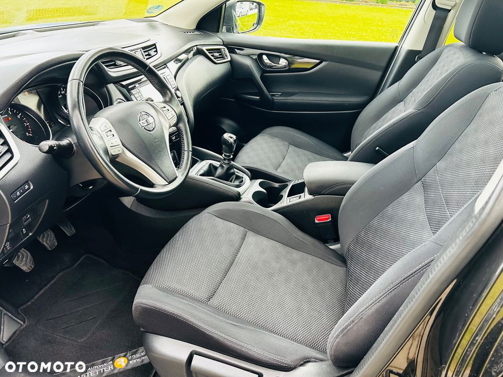 Nissan Qashqai 1.2 DIG-T N-Connecta - 17