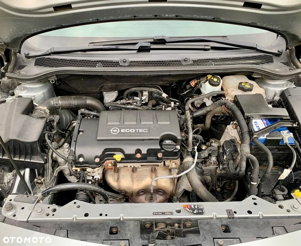 Opel Astra 1.4 ecoFLEX - 12