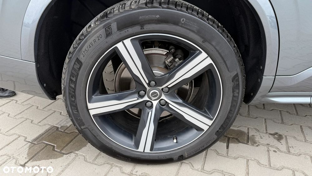 Volvo XC 90 - 26