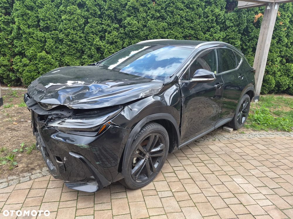 Lexus NX 350h Omotenashi AWD - 2