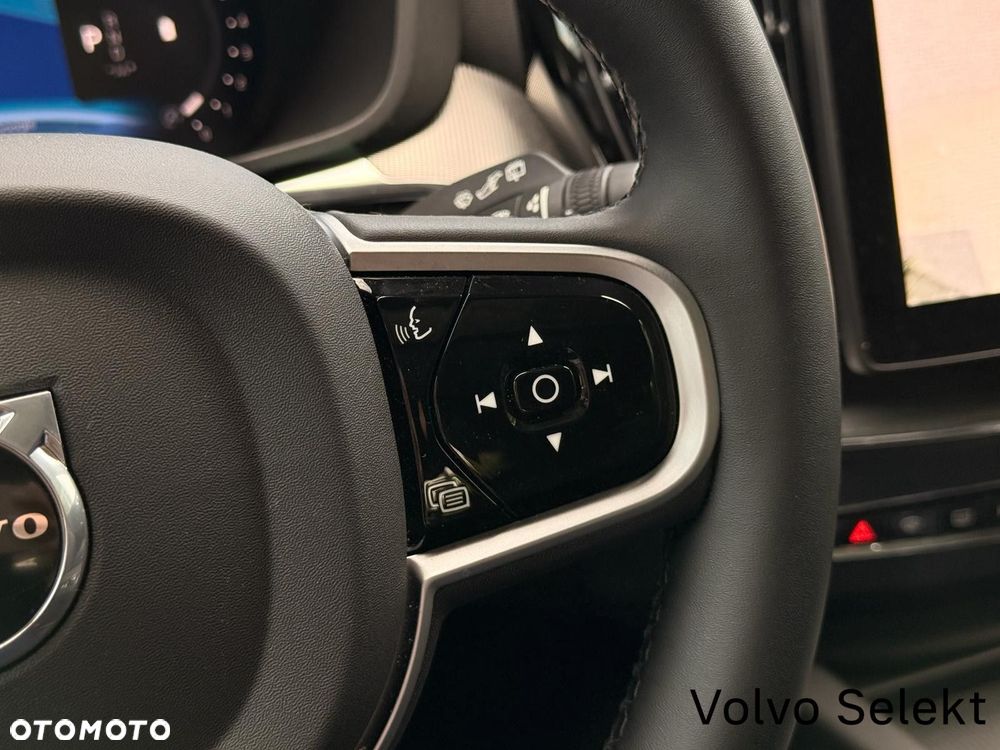 Volvo XC 60 - 22