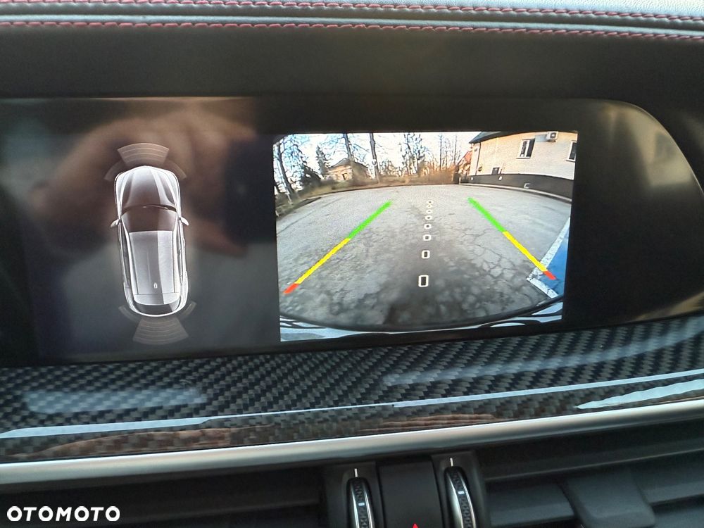 Alfa Romeo Stelvio 2.0 Turbo 16V AT8-Q4 Veloce Ti - 26
