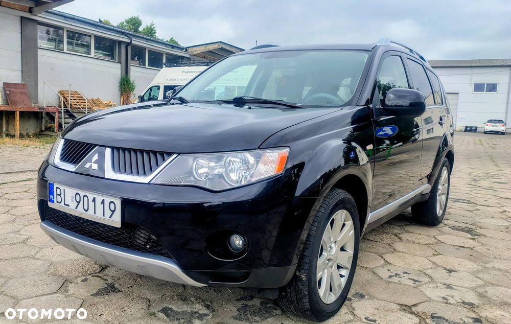 Mitsubishi Outlander 2.0 DID Intense + - 1