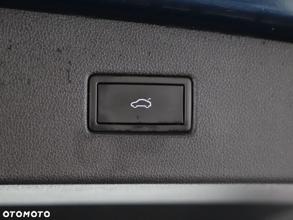 Volkswagen Tiguan - 23