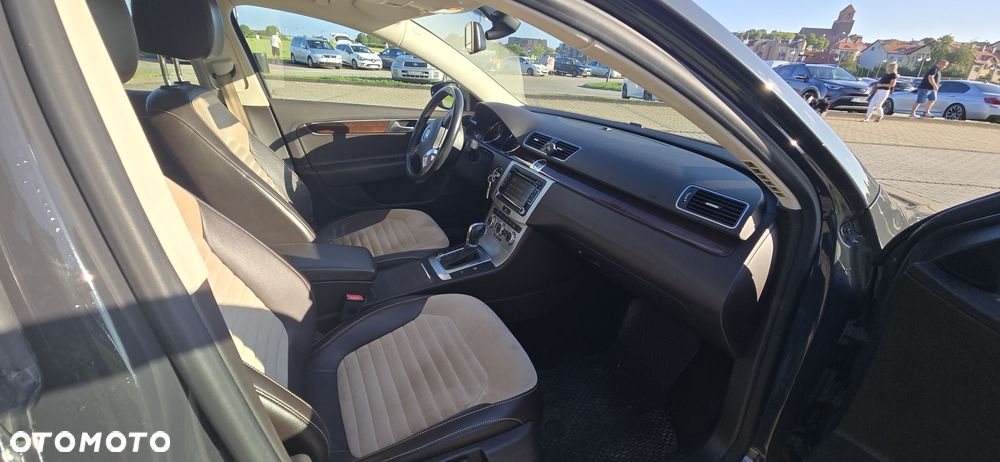 Volkswagen Passat 1.4 TSI BMT Highline DSG - 16