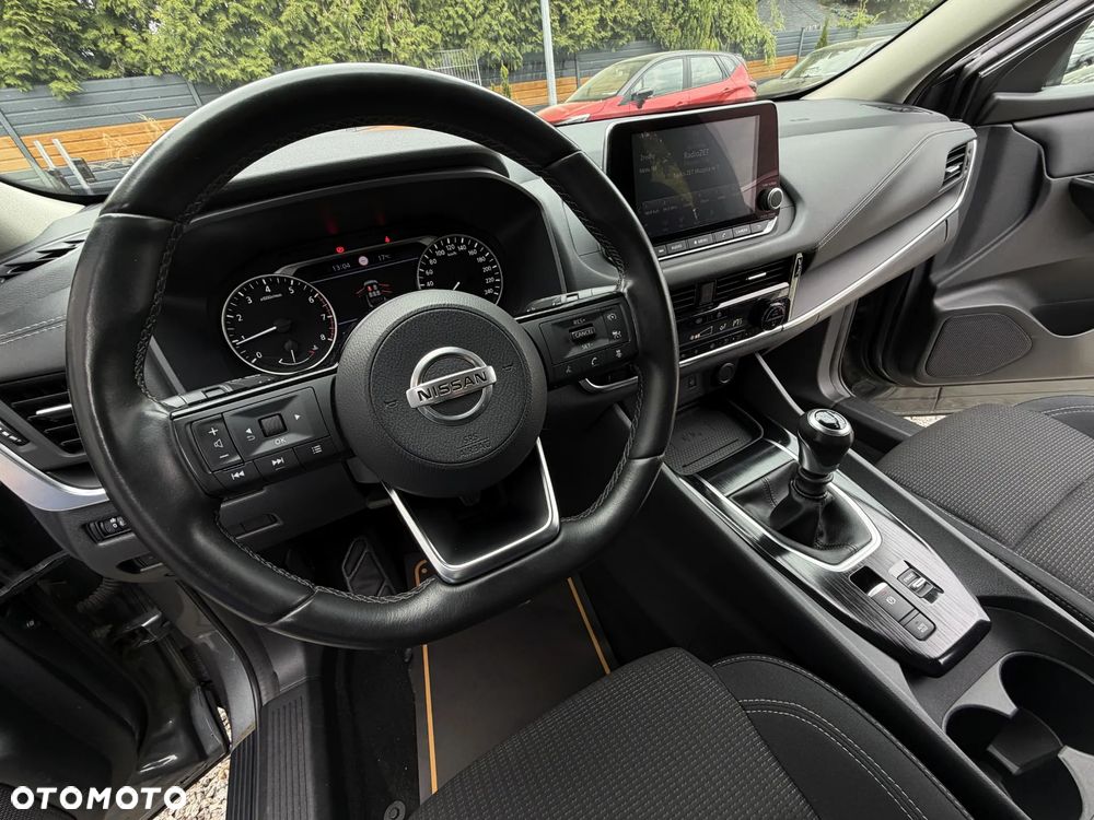 Nissan Qashqai 1.3 DIG-T AKARI - 29