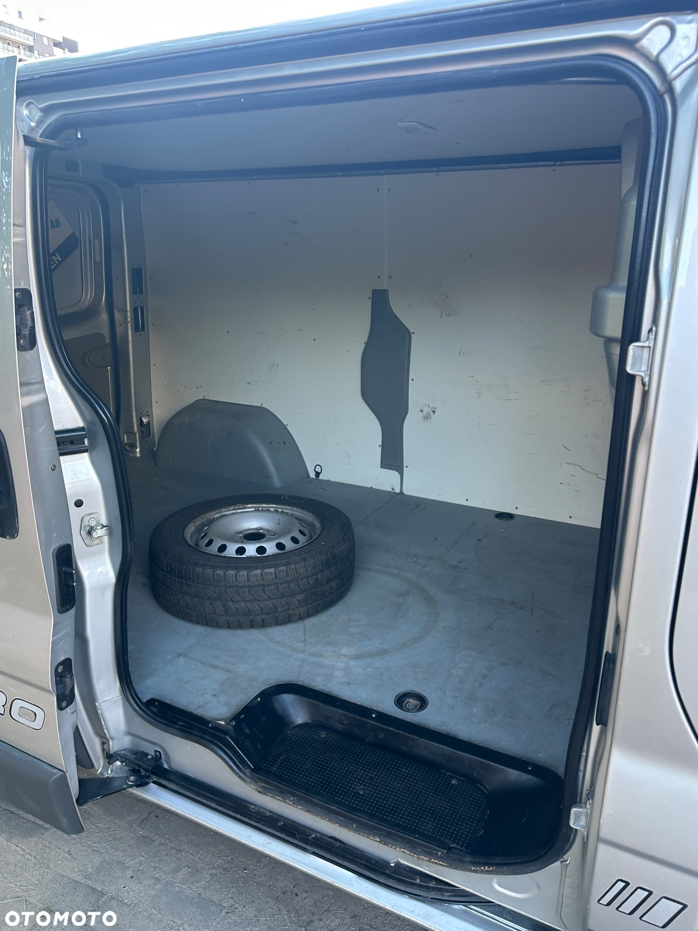 Opel Vivaro - 9