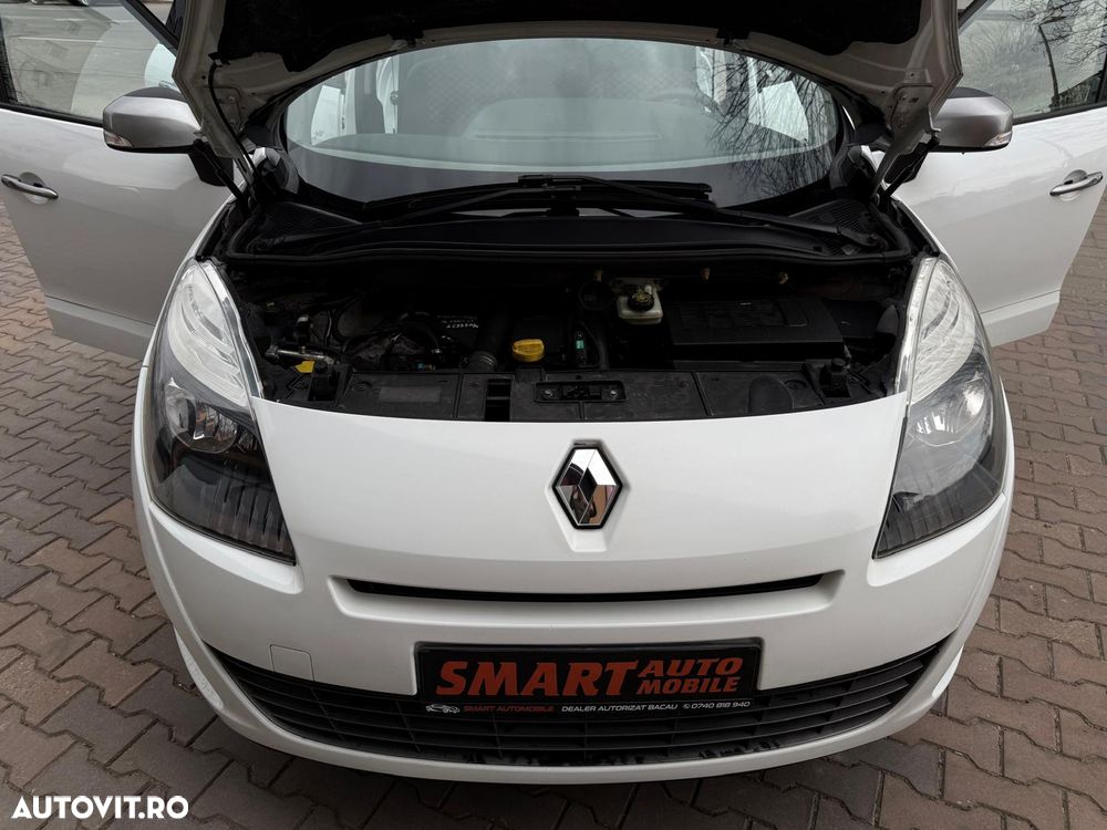 Renault Grand Scenic Energy dCi 110 S&S Dynamique - 11