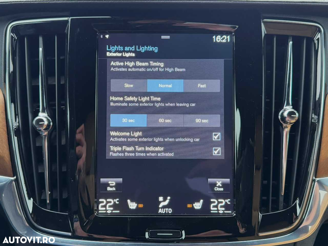 Volvo S90 D4 Inscription - 38