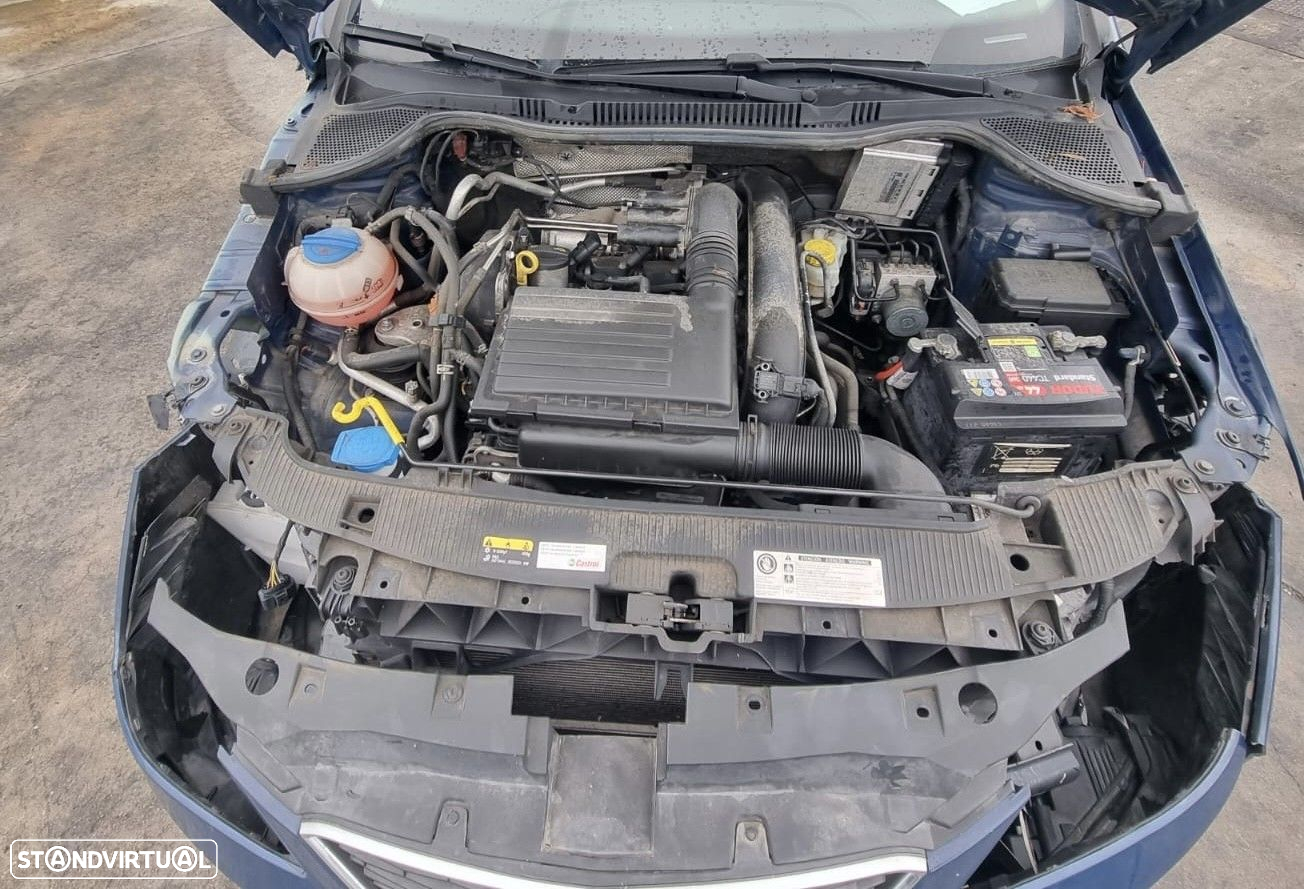 Seat Ibiza IV (6J5, 6P1) 1.2 TSI de 2017 disponível para peças - 5