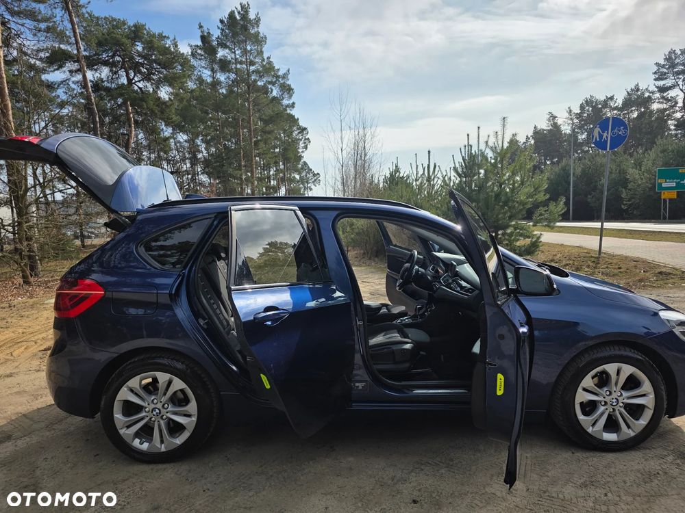 BMW Seria 2 218d Advantage - 11