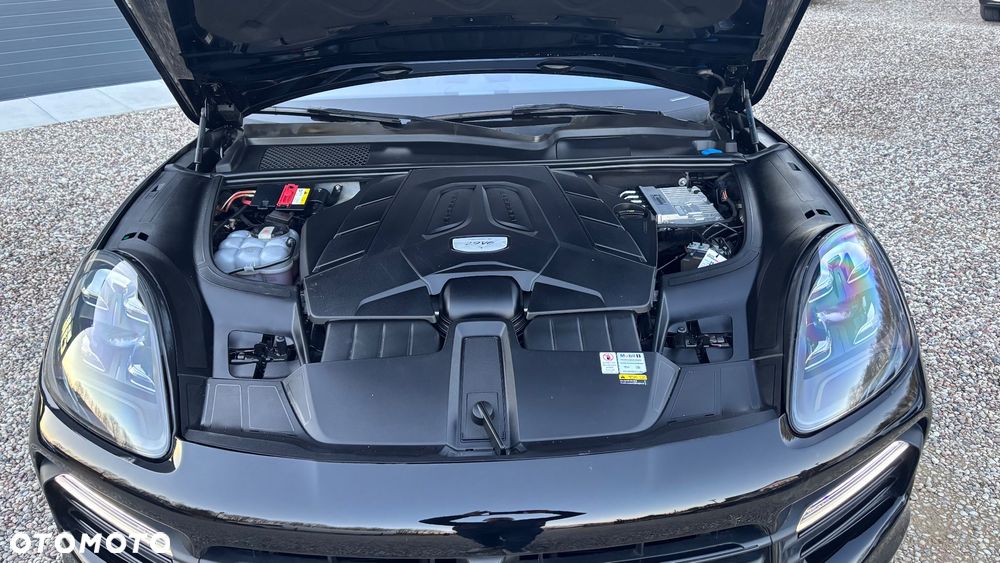 Porsche Cayenne S Platinum Edition - 13