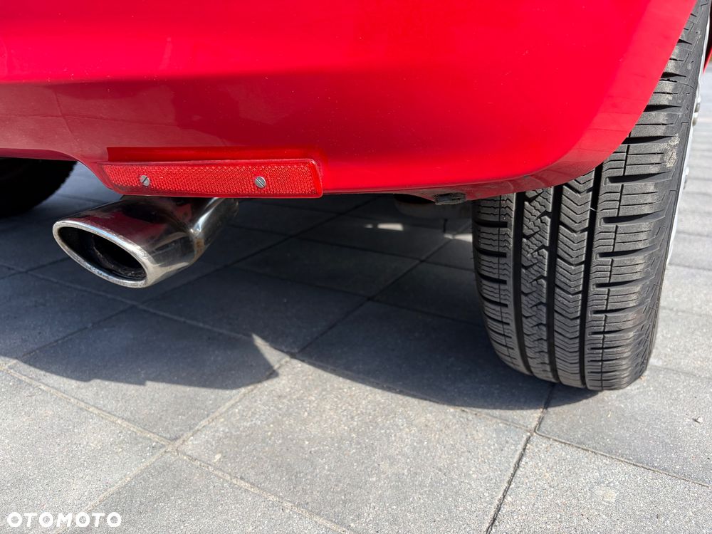 Hyundai i10 1.1 Edition Plus - 28