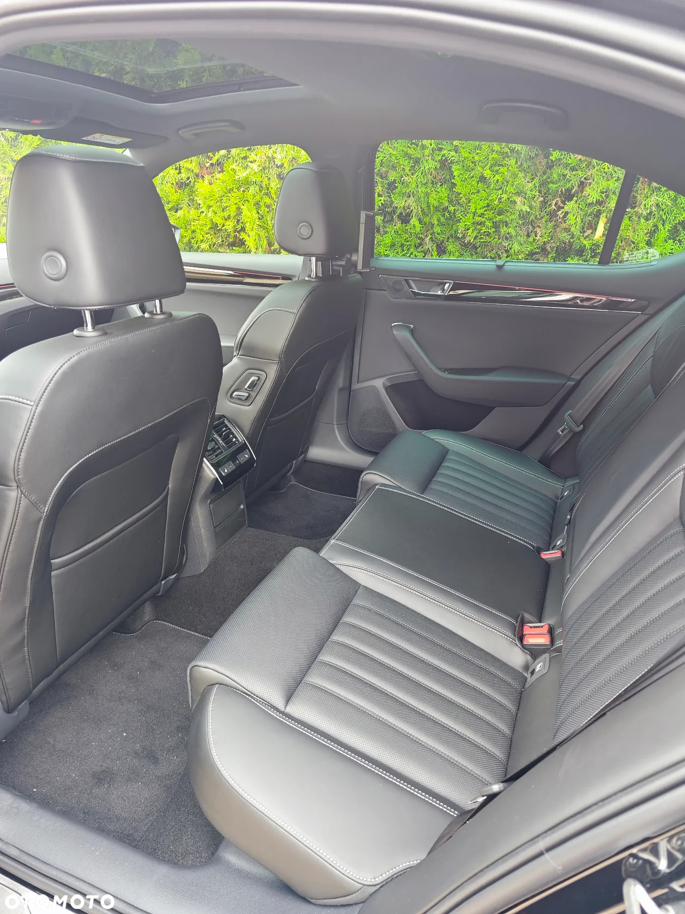 Skoda Superb 2.0 TSI 4x4 L&K DSG - 10