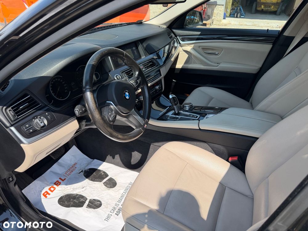 BMW Seria 5 518d Sport Line - 21