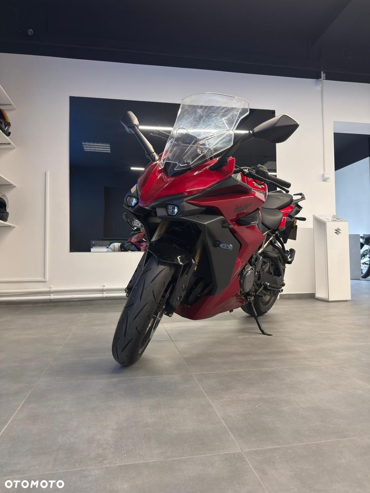 Suzuki GSX - 1