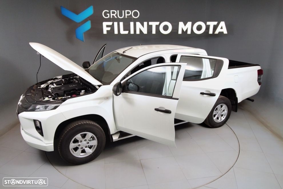 Mitsubishi L200 2.3 DI-D CD Invite 4WD - 11