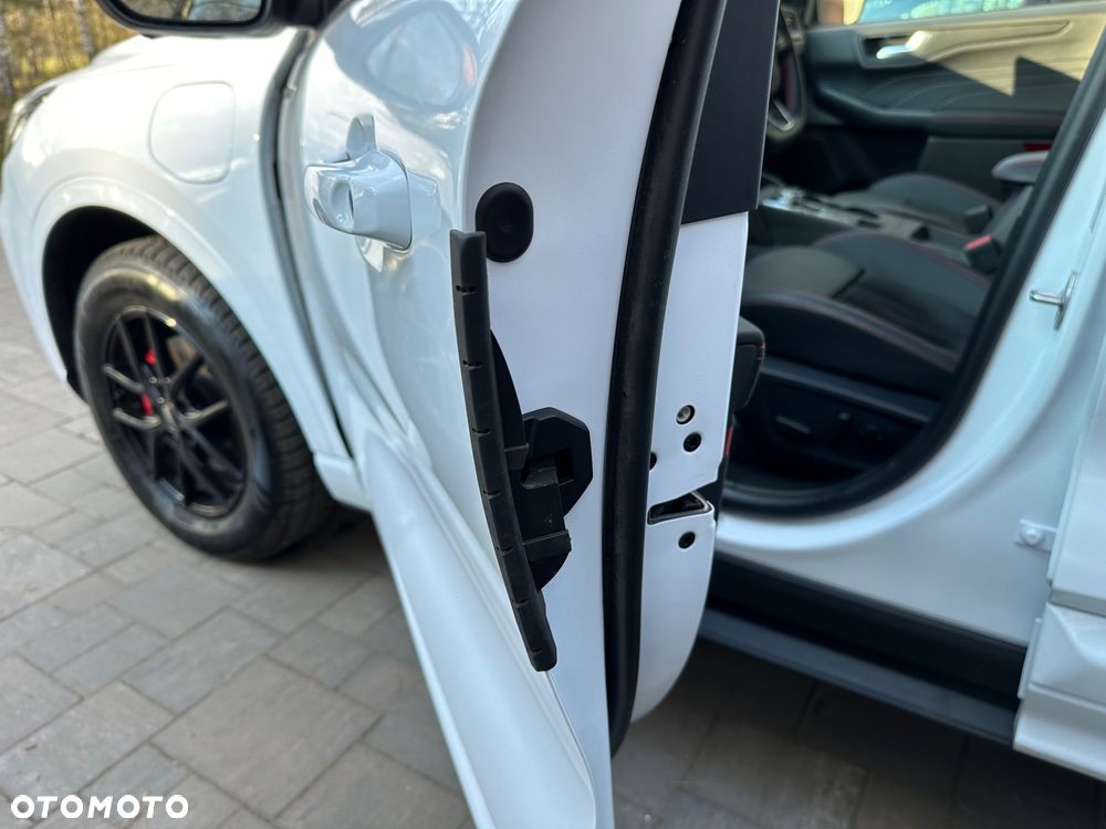 Ford Kuga 2.5P PHEV FWD ST-Line eCVT - 17