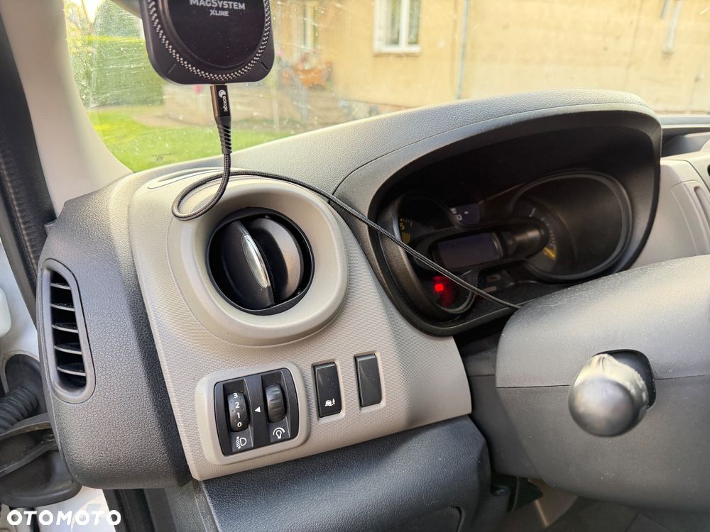 Renault Trafic - 17