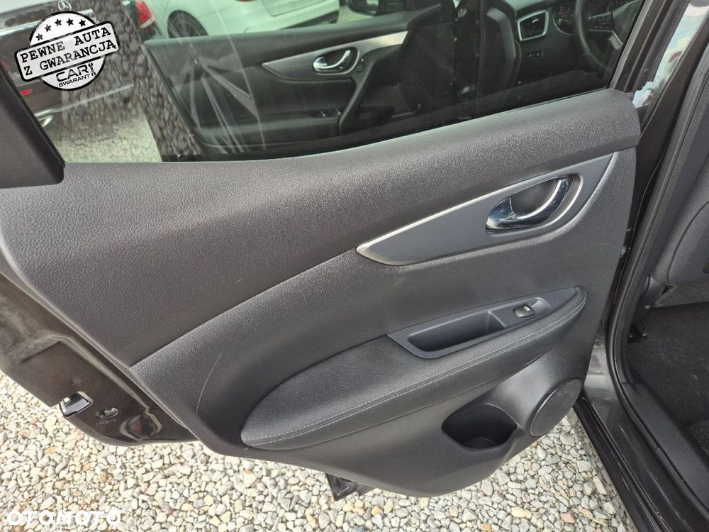 Nissan Qashqai 1.3 DIG-T Tekna+ - 17