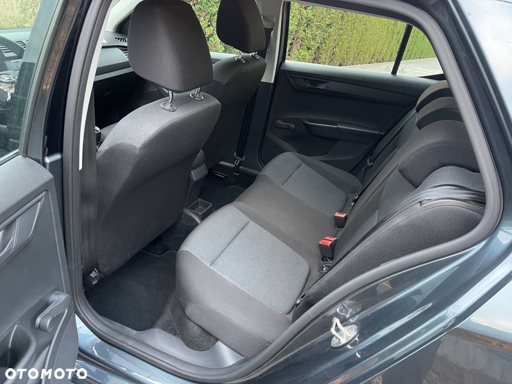 Skoda Fabia 1.0 MPI Active - 17