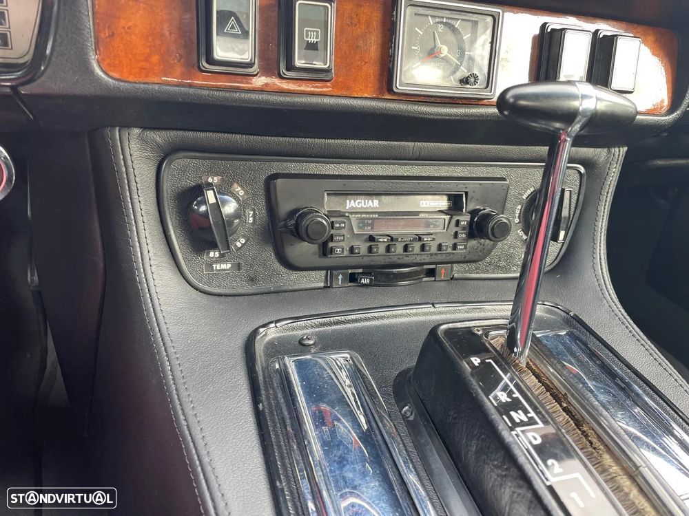 Jaguar XJS V12 Coupé - 12