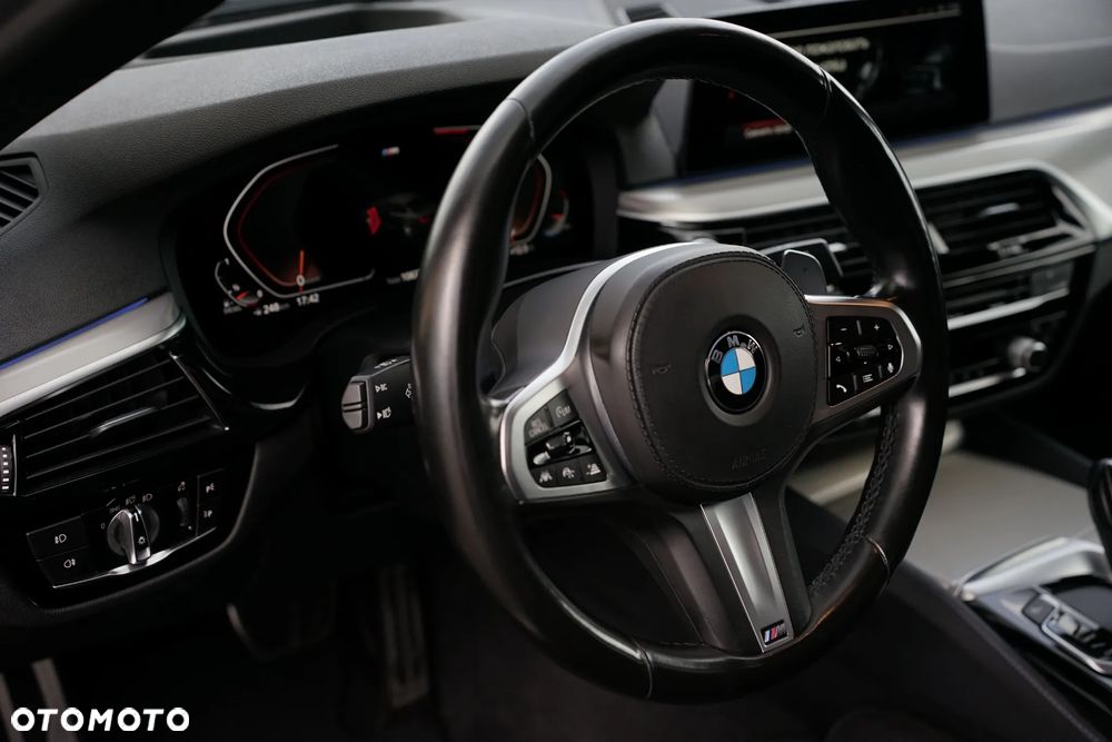 BMW Seria 5 - 22