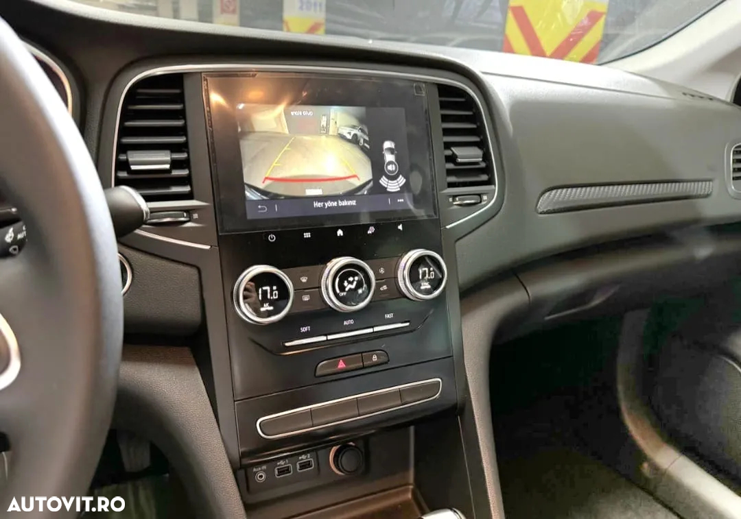 Renault Megane - 7