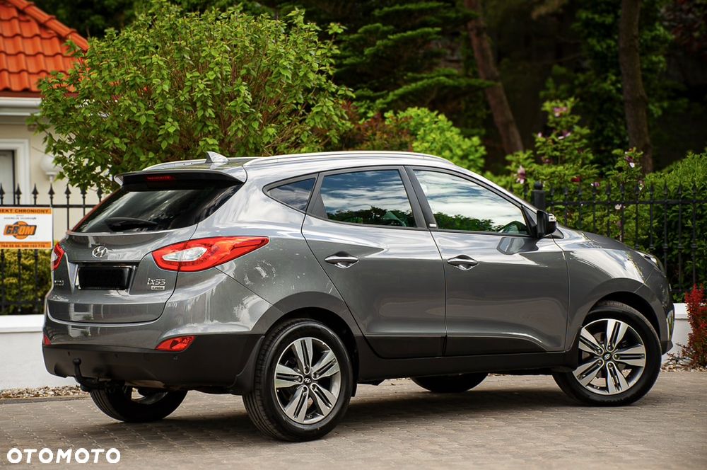 Hyundai ix35 1.7 CRDi 2WD blue Finale Gold - 13