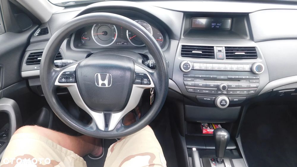 Honda Accord 2.4 LX - 20