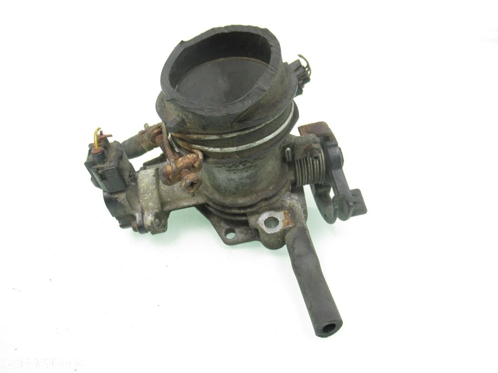 PRZEPUSTNICA TOYOTA YARIS I 1.3 VVTi 8945220130 1985001071 - 4