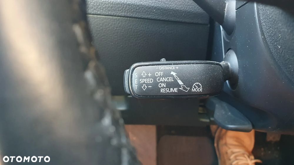 Skoda Superb 2.0 TDI L&K DSG - 10