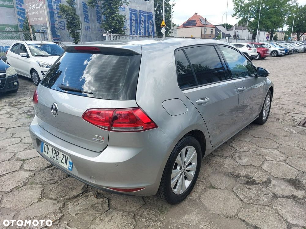 Volkswagen Golf - 9