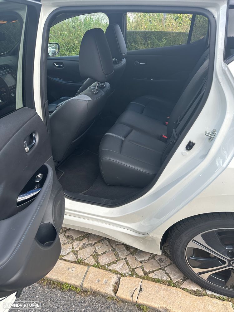 Nissan Leaf Tekna Two Tone+ProPilot Park - 11