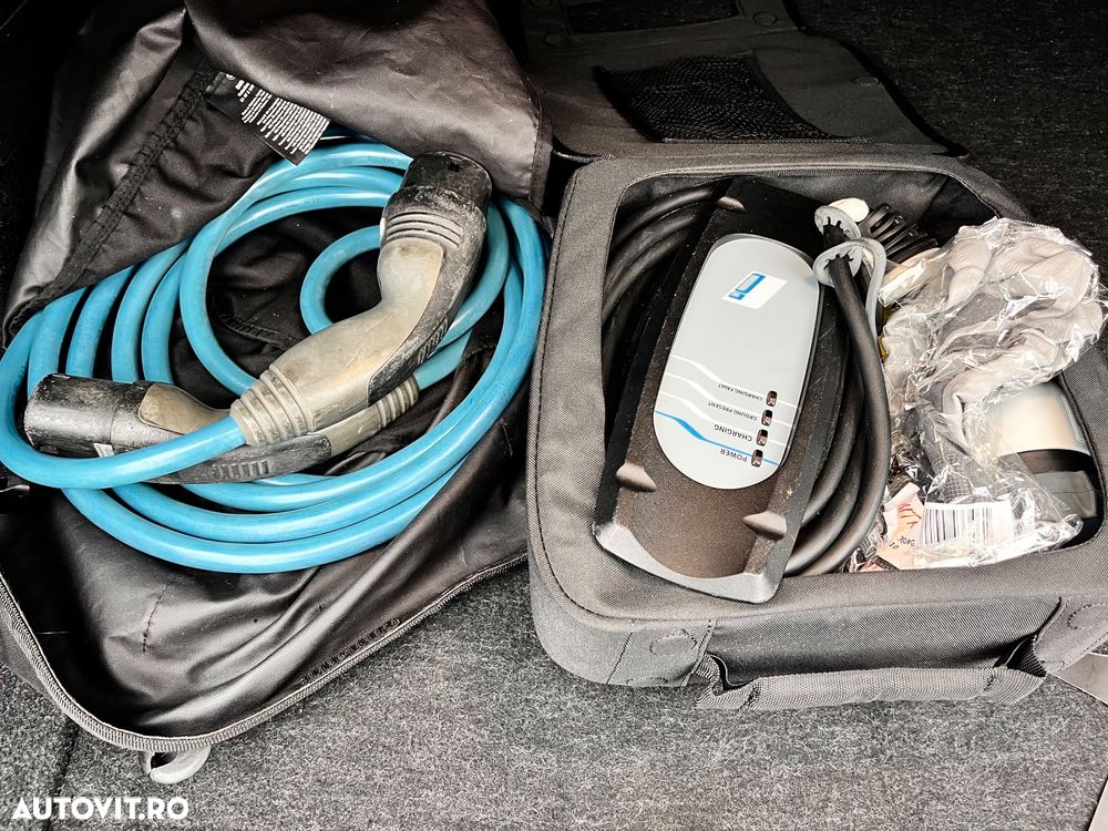 BMW Seria 3 330e iPerformance M Sport - 21