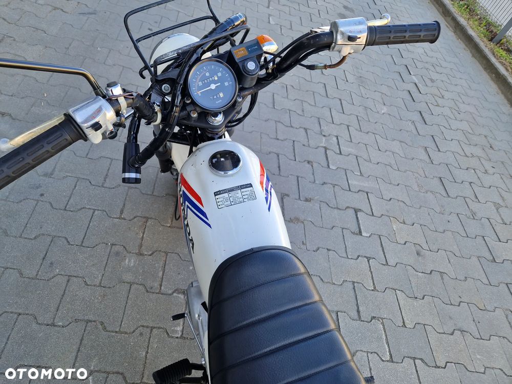 Honda CB - 4