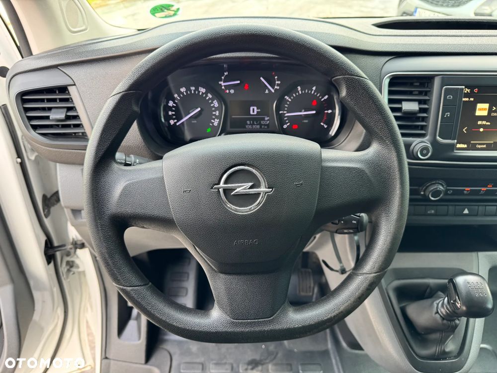 Opel VIVARO - 8